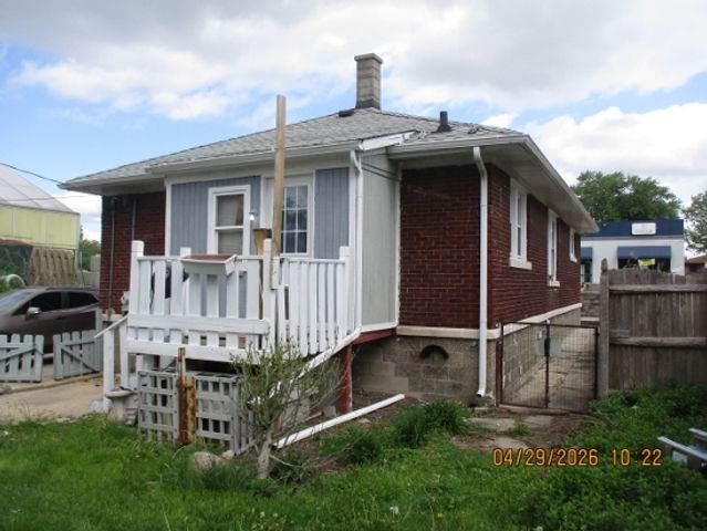 404 Theodore Street, Joliet, IL 60435