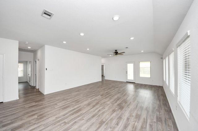 7319 Bridal Ranch Drive, Katy, TX 77493