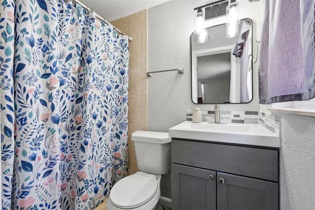 9825 LAKESIDE LANE, Port Richey, FL 34668