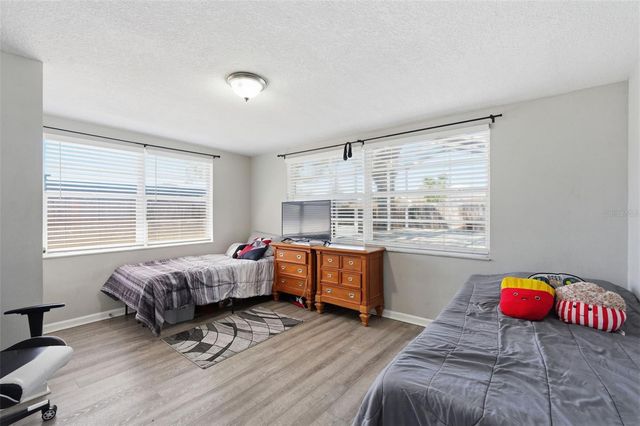 9825 LAKESIDE LANE, Port Richey, FL 34668