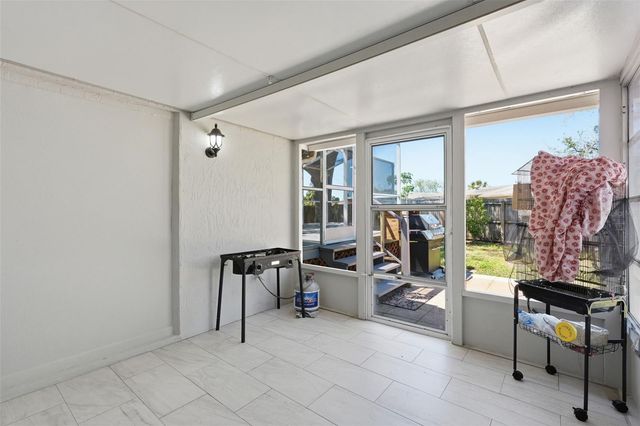 9825 LAKESIDE LANE, Port Richey, FL 34668