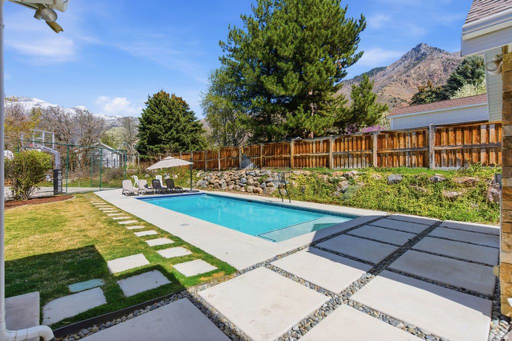 Image 73 of property listing at 1201 E PRESTON DR, Alpine, UT 84004