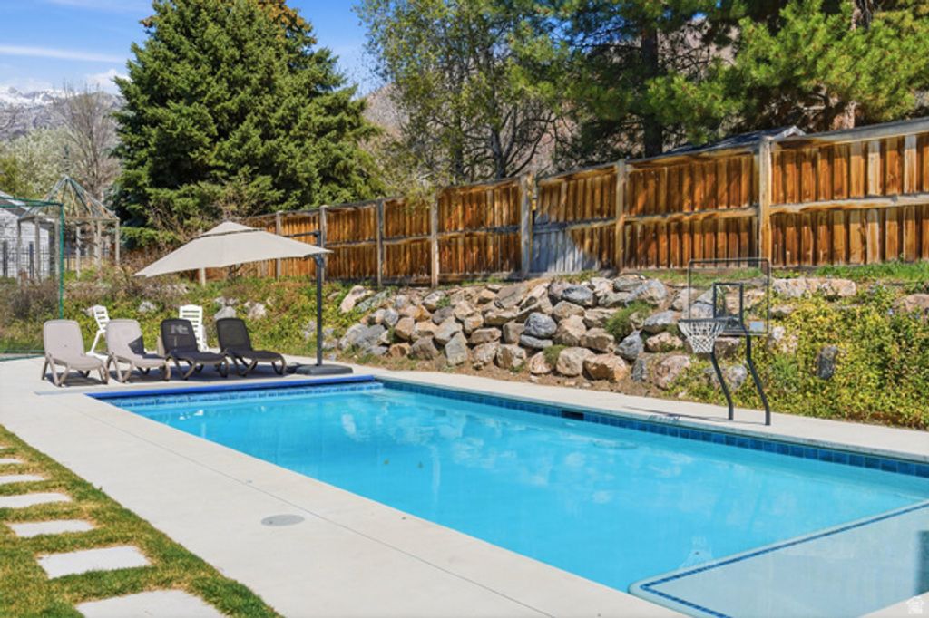 Image 74 of property listing at 1201 E PRESTON DR, Alpine, UT 84004