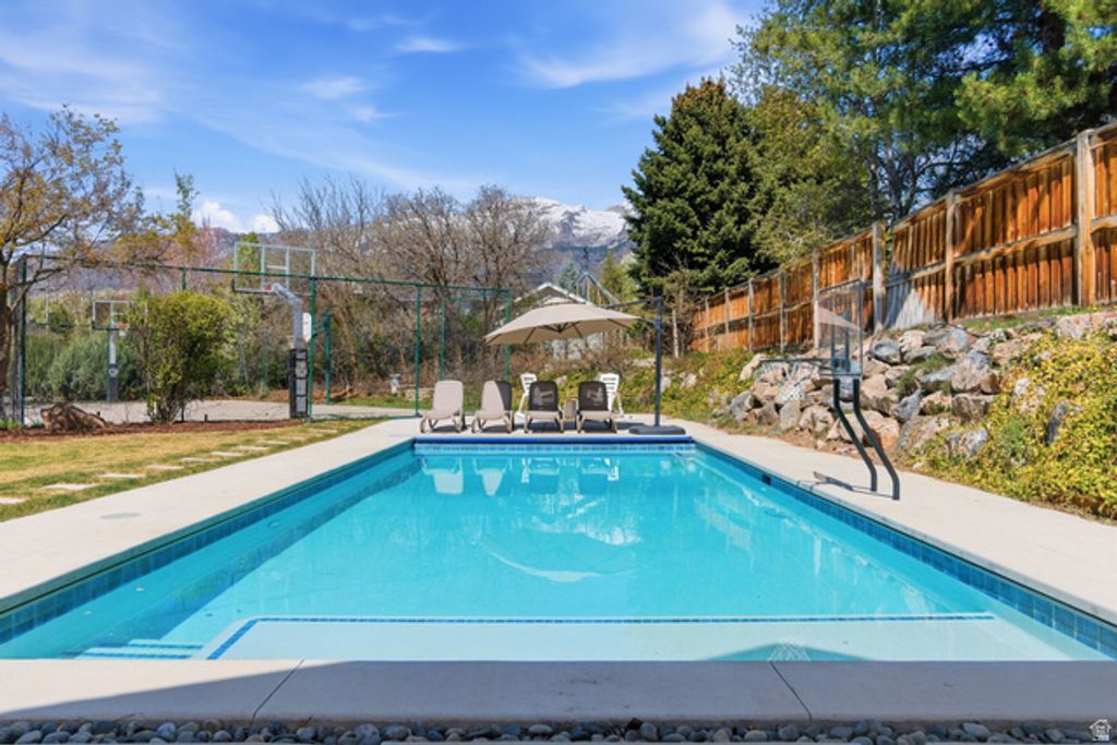 Image 77 of property listing at 1201 E PRESTON DR, Alpine, UT 84004