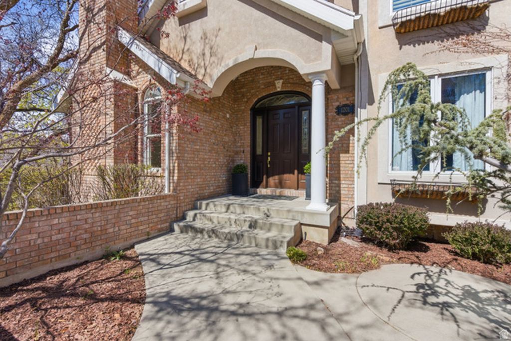 Image 10 of property listing at 1201 E PRESTON DR, Alpine, UT 84004