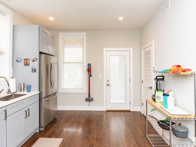 2145 W Webster Avenue 3, Chicago, IL 60647