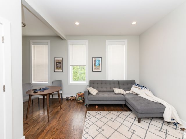 2145 W Webster Avenue 3, Chicago, IL 60647