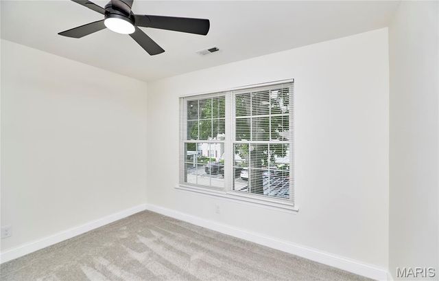 214 Sugar Lake Drive 5, St Peters, MO 63376