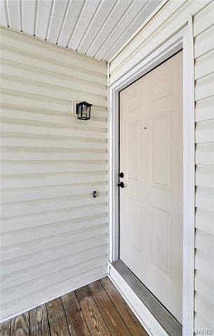 214 Sugar Lake Drive 5, St Peters, MO 63376