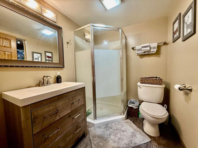 243 Edgeview Drive, Rollingstone, MN 55969