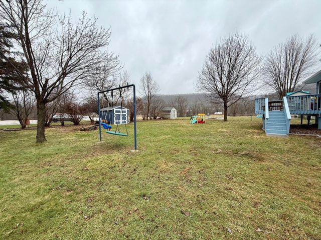 243 Edgeview Drive, Rollingstone, MN 55969