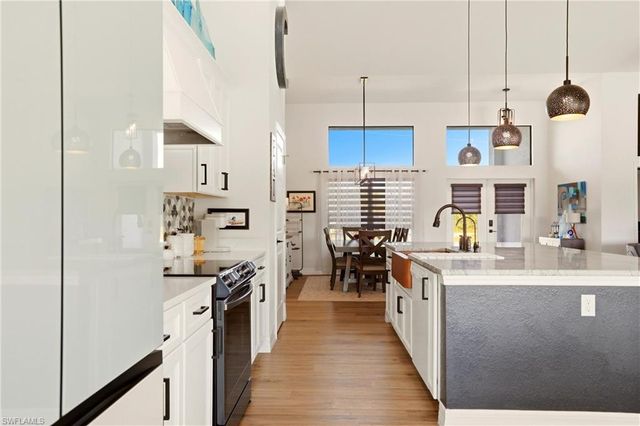 1512 NE 33rd ST, Cape Coral, FL 33909