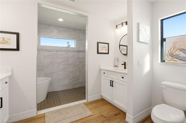 1512 NE 33rd ST, Cape Coral, FL 33909