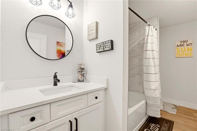 1512 NE 33rd ST, Cape Coral, FL 33909