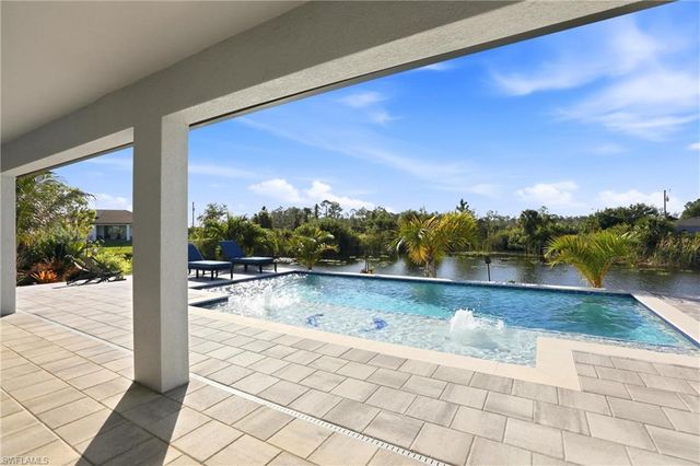 1512 NE 33rd ST, Cape Coral, FL 33909