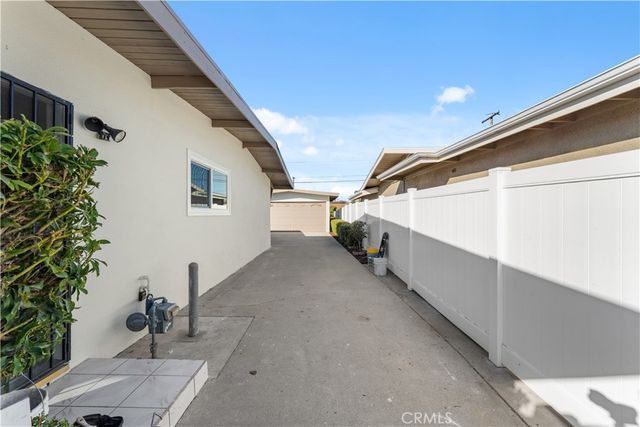 13527 Close, Whittier, CA 90605