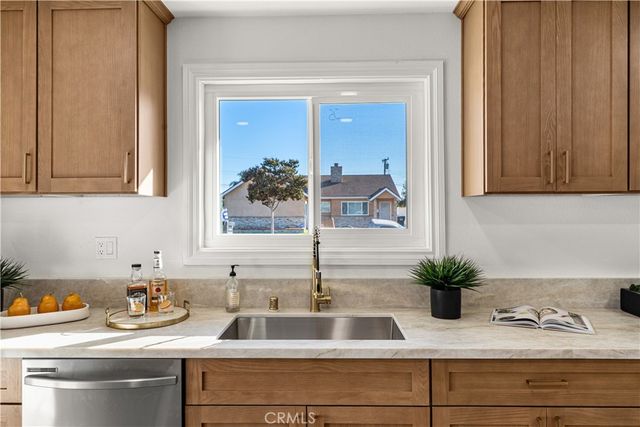 13527 Close, Whittier, CA 90605