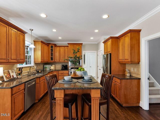 400 Flint Point Lane, Holly Springs, NC 27540