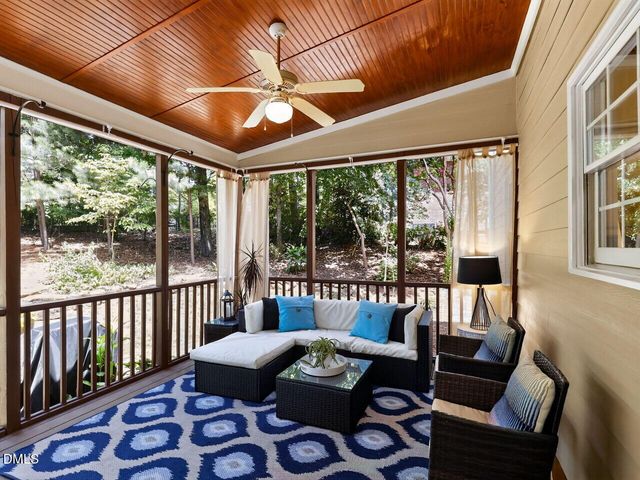 400 Flint Point Lane, Holly Springs, NC 27540
