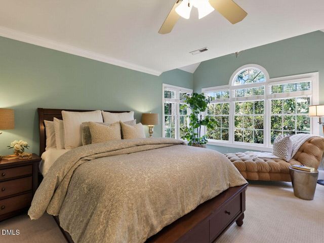 400 Flint Point Lane, Holly Springs, NC 27540