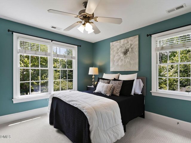 400 Flint Point Lane, Holly Springs, NC 27540