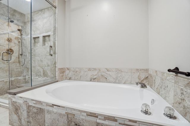 11768 Gable Glen Lane, Cincinnati, OH 45249