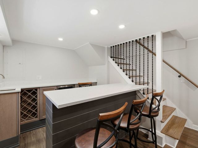 3708 N Pacific Avenue, Chicago, IL 60634