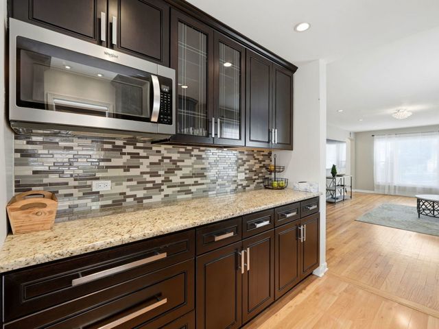 3708 N Pacific Avenue, Chicago, IL 60634