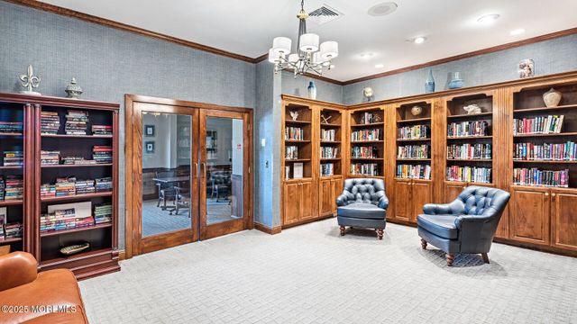 14 Hidden Lake Circle, Barnegat, NJ 08005