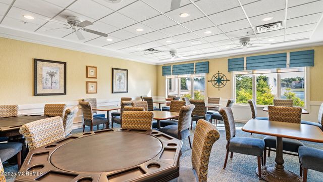 14 Hidden Lake Circle, Barnegat, NJ 08005