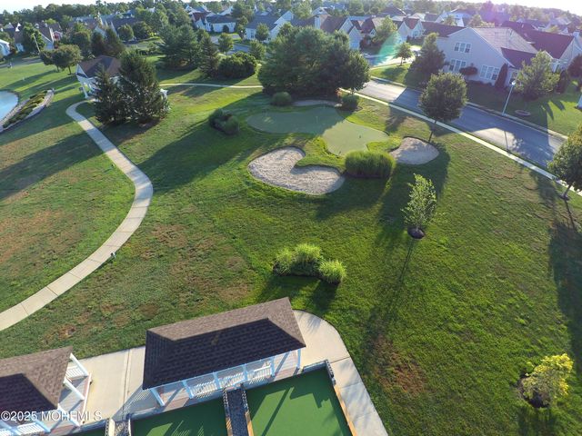 14 Hidden Lake Circle, Barnegat, NJ 08005