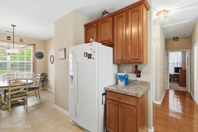 14 Hidden Lake Circle, Barnegat, NJ 08005