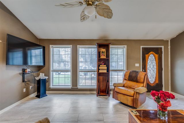 11517 Tickford DR, Del Valle, TX 78617