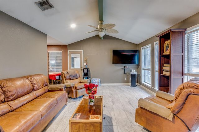 11517 Tickford DR, Del Valle, TX 78617