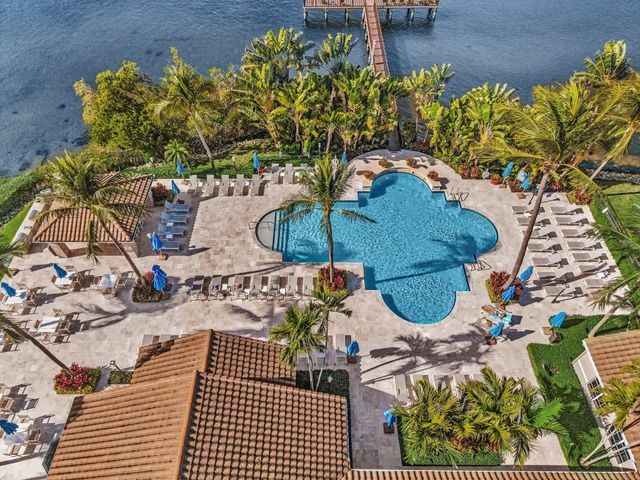 3602 S Ocean Boulevard 102, Highland Beach, FL 33487