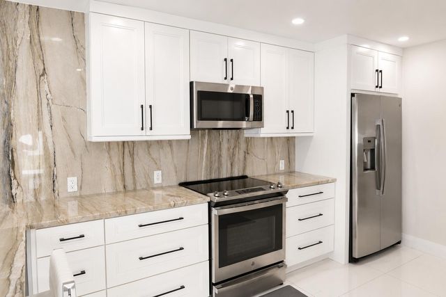 1316 SE 3RD Avenue, Deerfield Beach, FL 33441