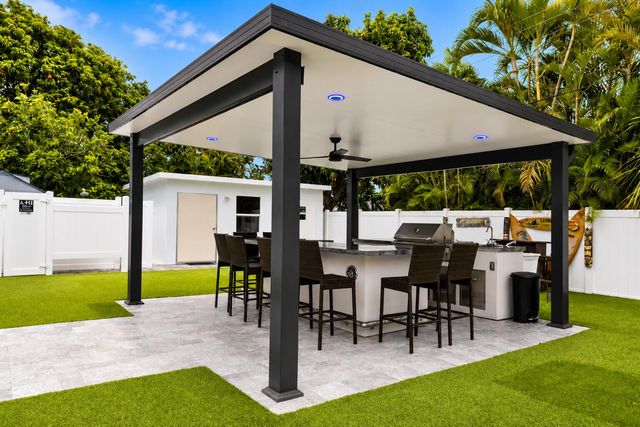 1316 SE 3RD Avenue, Deerfield Beach, FL 33441