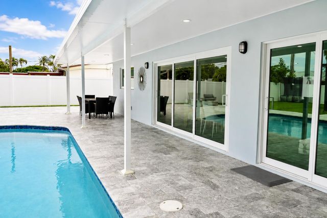 1316 SE 3RD Avenue, Deerfield Beach, FL 33441