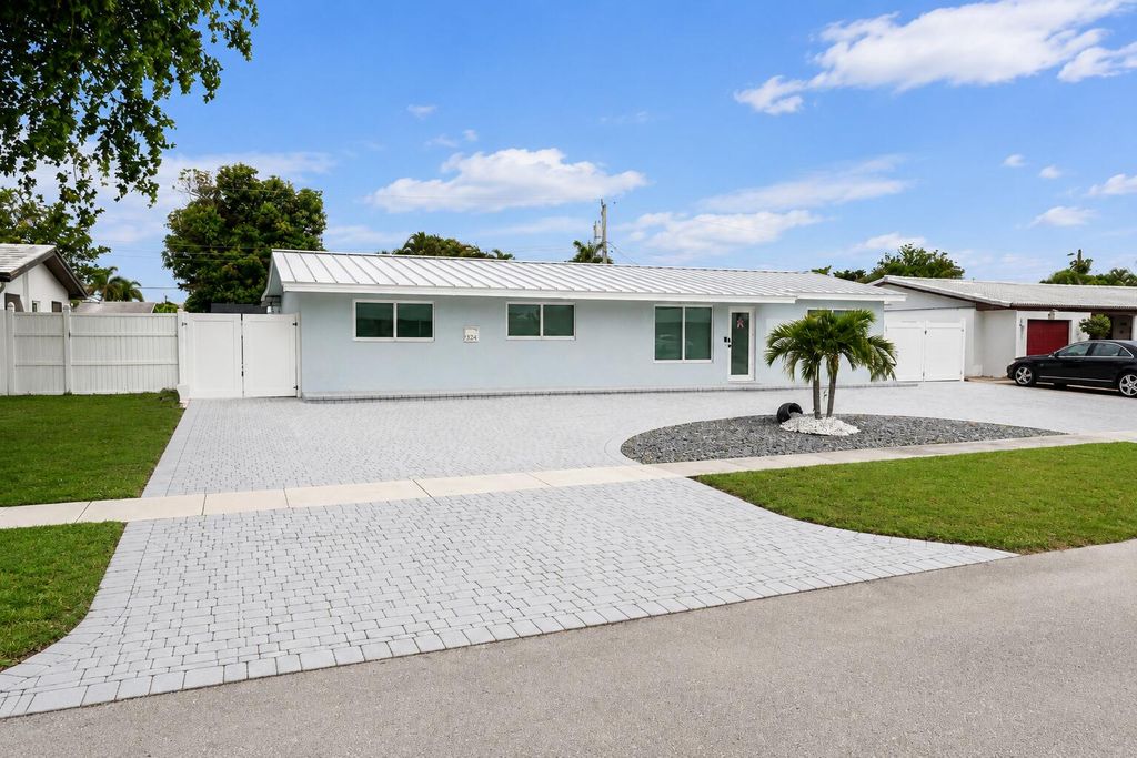 1316 SE 3RD Avenue, Deerfield Beach, FL 33441