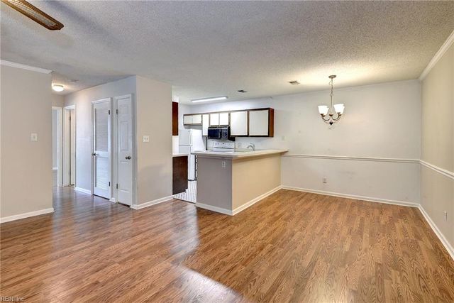 100 Windsor Ln Apt K, Williamsburg, VA 23185