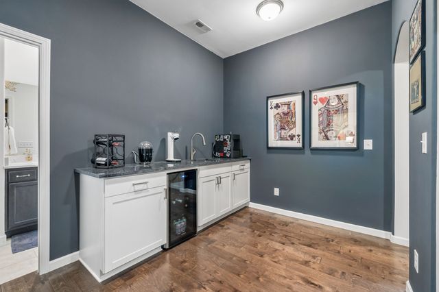 820 Doncaster Ln, Nashville, TN 37221