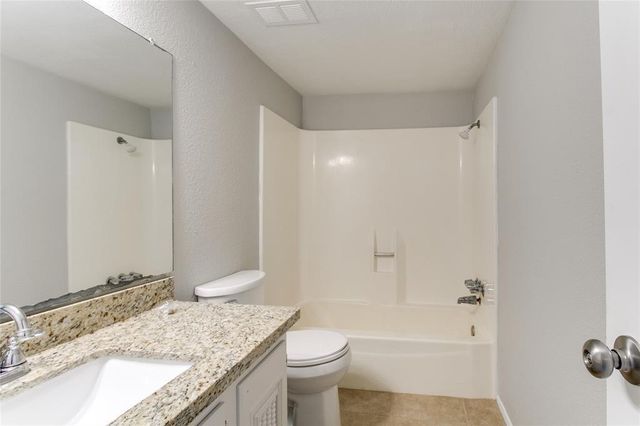 1607 Alabama Street 5, Pasadena, TX 77503