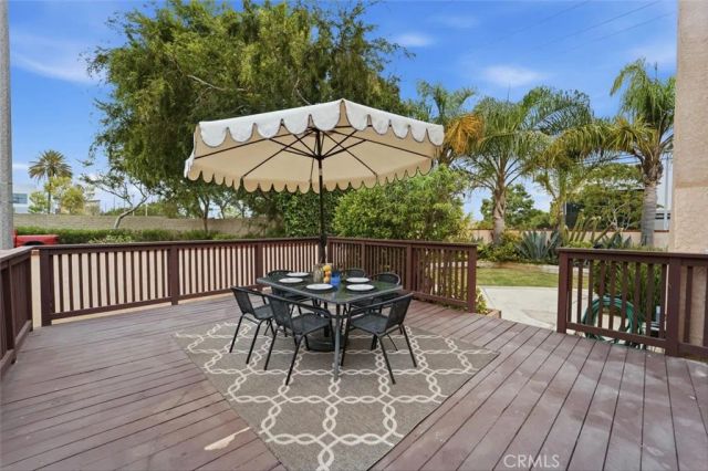 11937 S La Cienega, Hawthorne, CA 90250