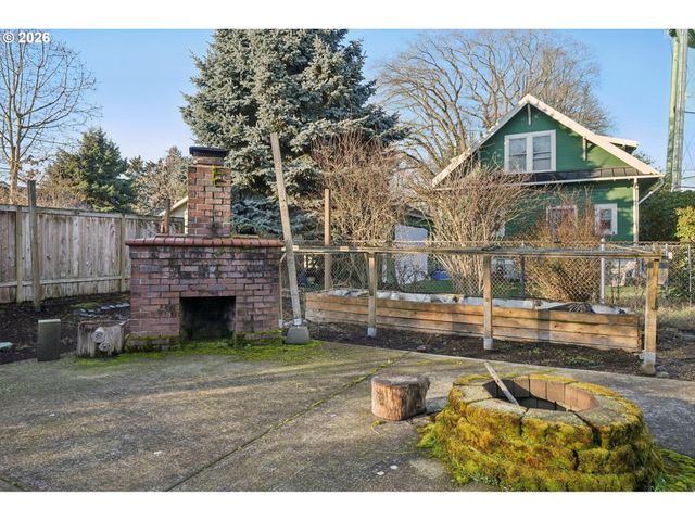 5325 N MONTANA Ave, Portland, OR 97217