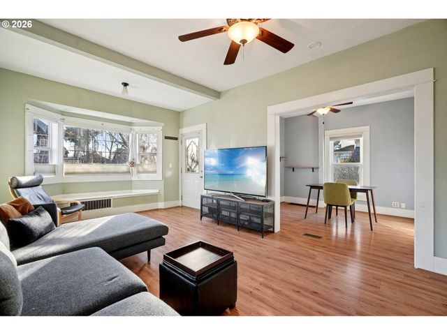 5325 N MONTANA Ave, Portland, OR 97217