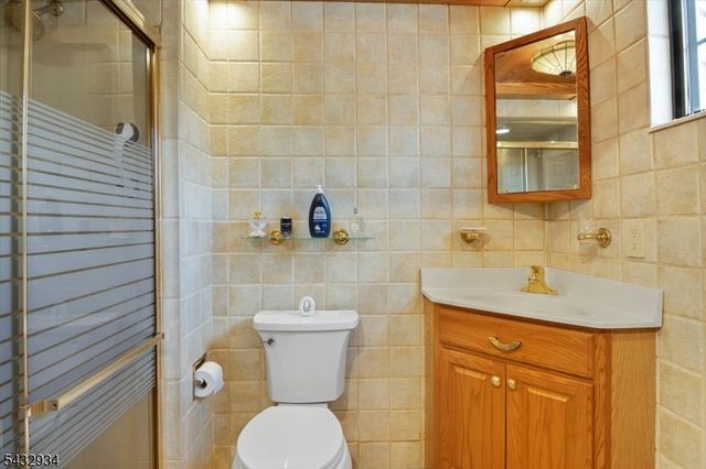 403 Betty Lane, Mine Hill Twp., NJ 07803