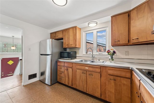 1502 Wesley Street, Wilkinsburg, PA 15221