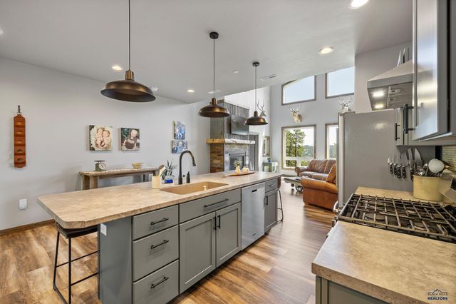 23759 LIMESTONE LN, Rapid City, SD 57702