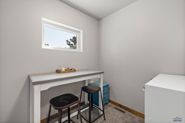 23759 LIMESTONE LN, Rapid City, SD 57702