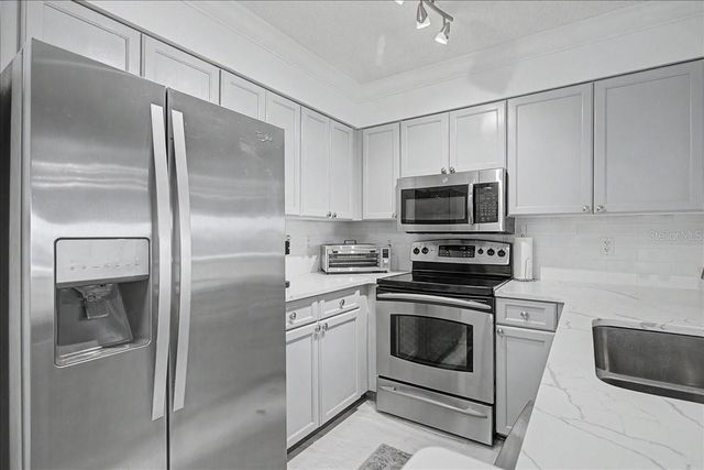 2400 FEATHER SOUND DRIVE 733, Clearwater, FL 33762